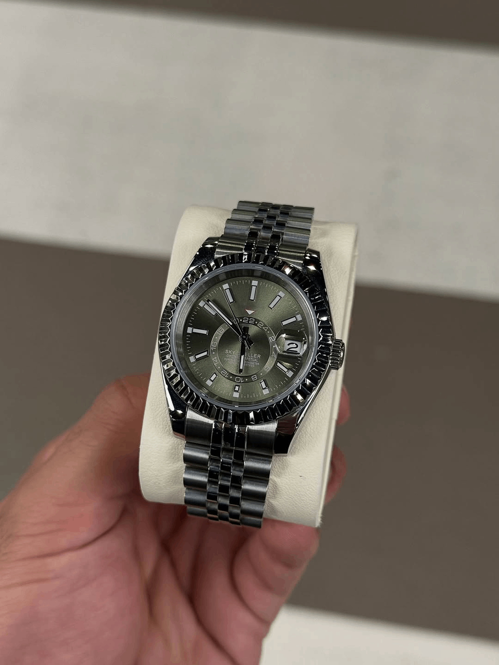 Luxury Emerald Sky Dial