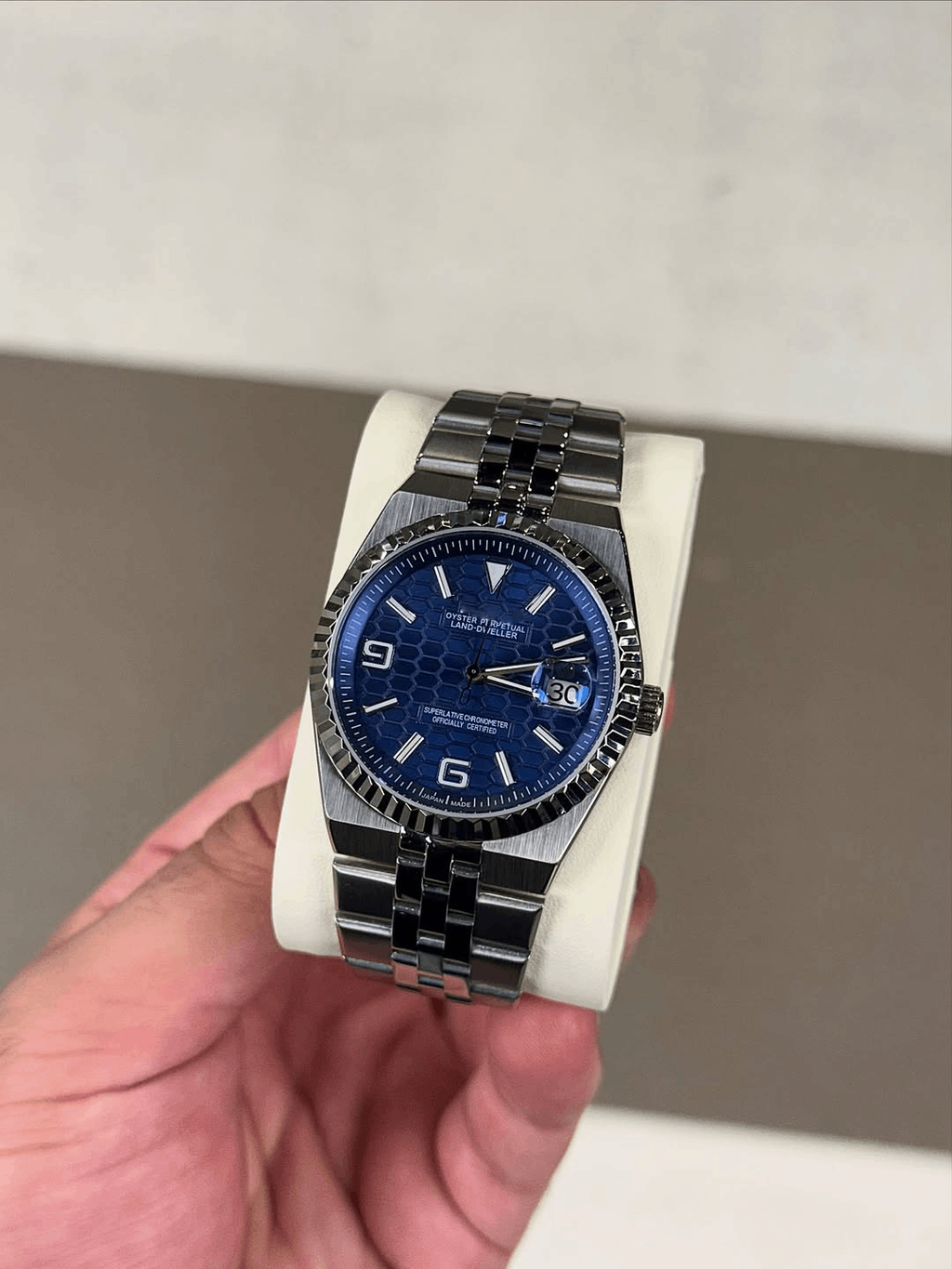 Adventure Deep Blue Scale Dial