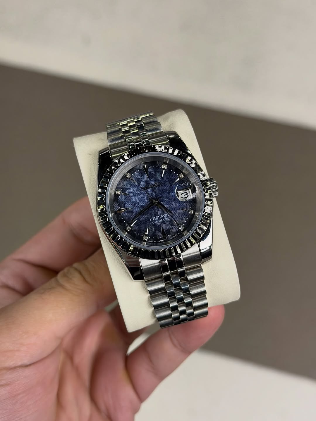 Geometric Diamond Dial Seiko mod watch close-up with case and dial details