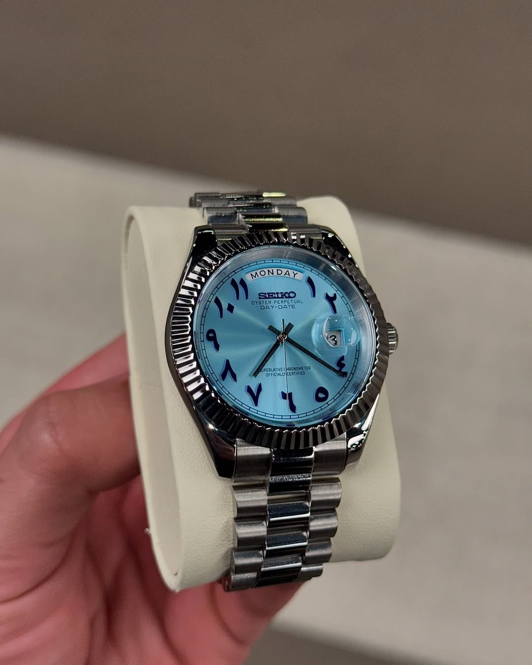 Tiffany Blue Seiko mod watch close-up with case and dial details